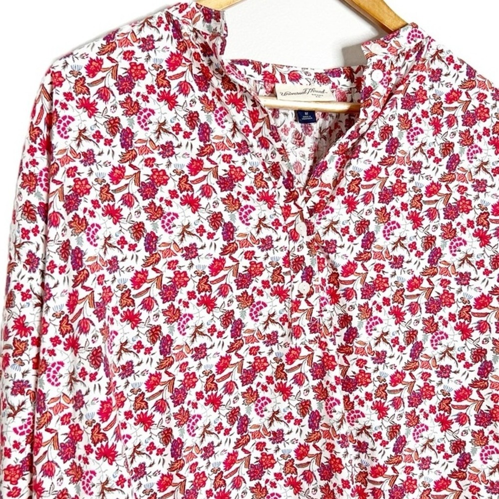 Universal Thread Womens Red Floral Split Neck Lon… - image 3